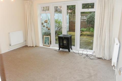 2 bedroom terraced house to rent, Woodbine Cottages, Leamington Spa