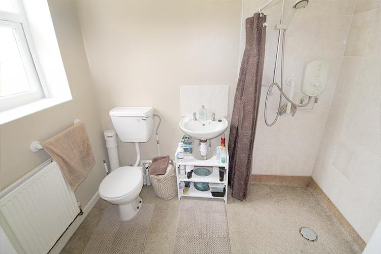 WET ROOM.png