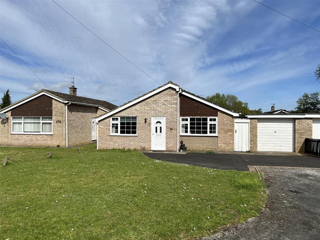 Larch Close, Lakenheath, Brandon 3 bed detached bungalow for sale £