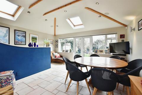 3 bedroom detached house for sale, Sutherland Way, Stamford