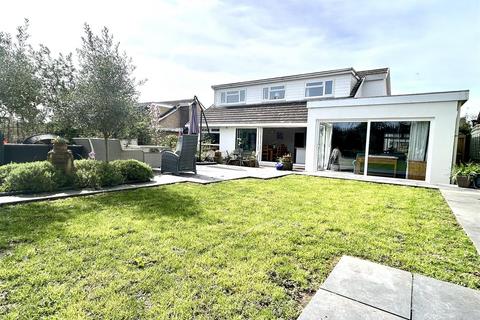 5 bedroom detached house for sale, Elan Close, Cwm Talwg, Barry