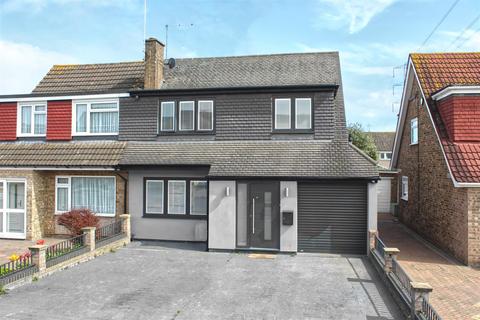 4 bedroom semi-detached house for sale, Perrysfield Road, Cheshunt