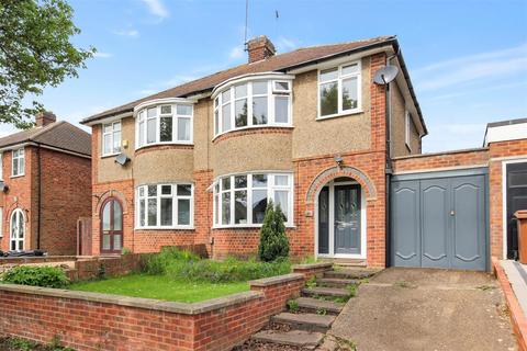 3 bedroom semi-detached house for sale, Third Avenue, Wellingborough NN8