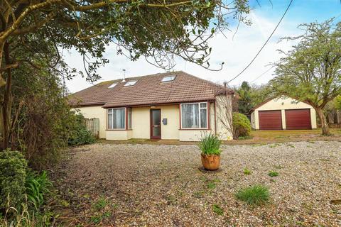 6 bedroom detached bungalow for sale, Stalling Down, Cowbridge, Vale of Glamorgan, CF71 7DT