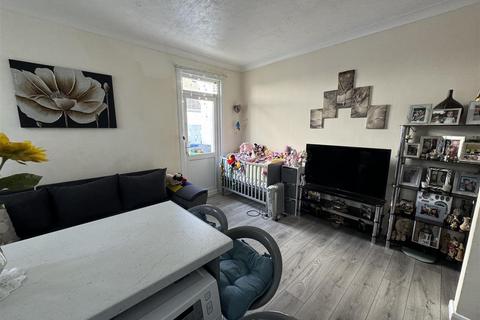 1 bedroom flat for sale, Marine Parade, Worthing, BN11 3QG