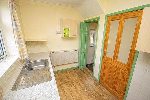 64 Smithfield Road, Uttoxeter, ST14 7LB