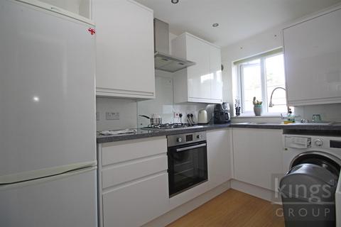 Flat 5, Hyde Court Parkside, Waltham Cross, EN8 7TL