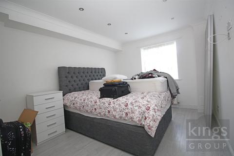 Flat 5, Hyde Court Parkside, Waltham Cross, EN8 7TL