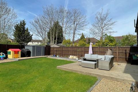 10 Magpie Hall Close, Bromley, BR2 8JQ