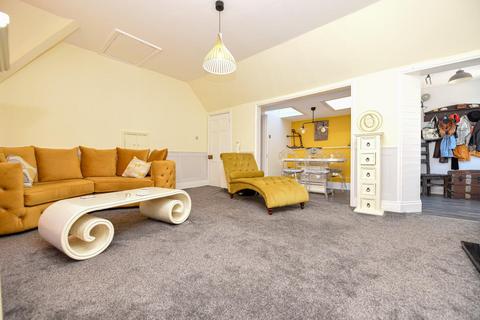 3 bedroom apartment for sale, Stonepitts Close, Ryde