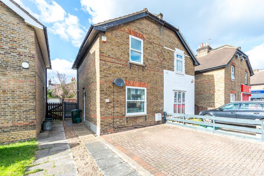 Beckenham Lane, Shortlands, BR2 2 bed semidetached house for sale £500,000
