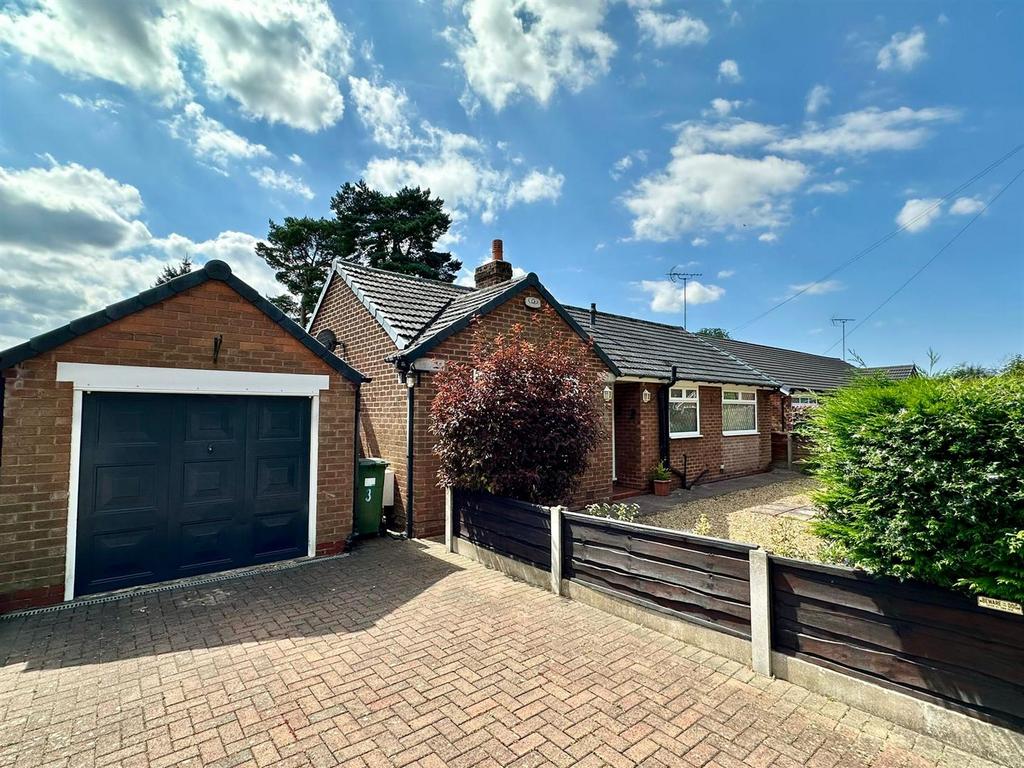 woodside-drive-high-lane-stockport-3-bed-detached-bungalow-375-000