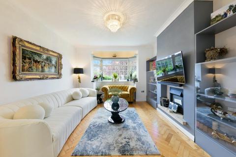 31 Hartley Down, Purley, CR8 4EF