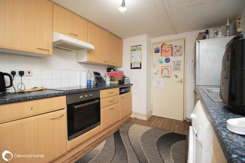 2 bedroom flat for sale, Godwin Road, Cliftonville