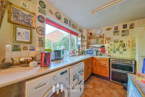 3 bedroom semi-detached house for sale, Gresford Close, St. Albans, AL4 0UB