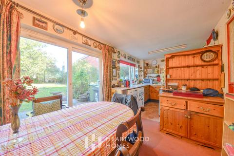 18 Gresford Close, St Albans, AL4 0UB