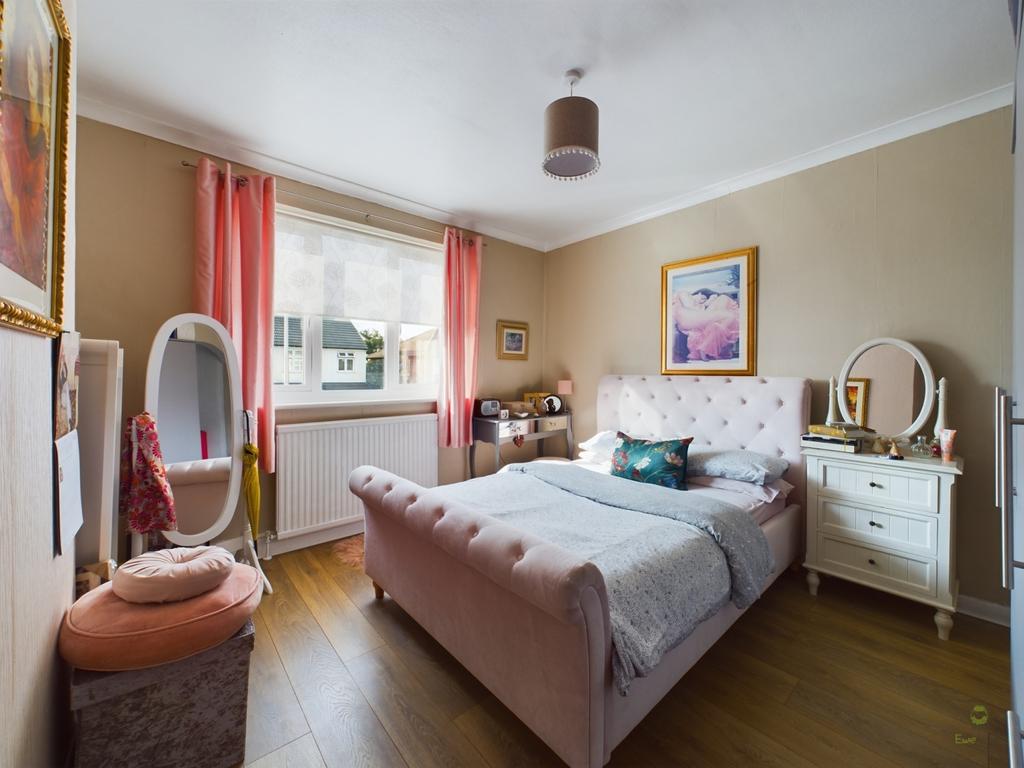 Nicoleta Aliman Ewemove Bexleyheath 58 Mount Road