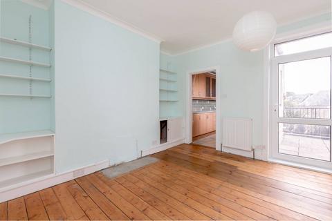 3 bedroom flat for sale, 46 Clermiston Road, Corstorphine, Edinburgh, EH12 6XB