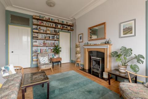 1 bedroom flat for sale, 26/9 Harrison Gardens, Edinburgh, EH11 1SG