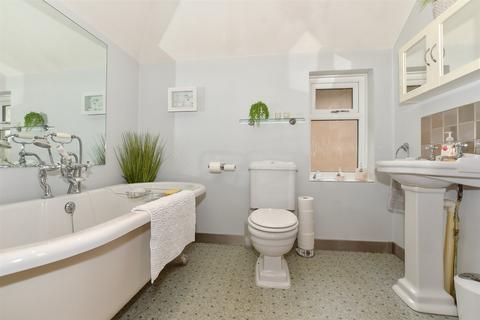 11 Burnell Avenue, Welling, DA16 3HN
