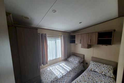 2 bedroom static caravan for sale, 1 Foxglove Lake, Wortwell IP20