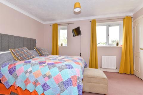 26 Maximilian Drive, Halling, Rochester, ME2 1NQ