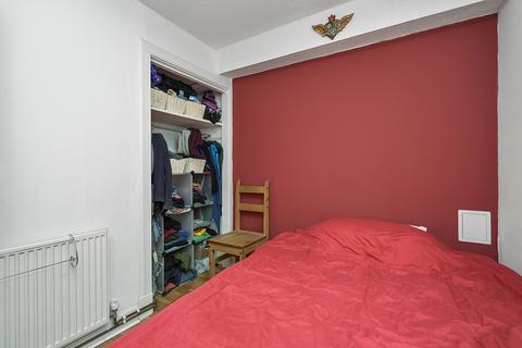 13a Annfield, Edinburgh, EH6 4JF