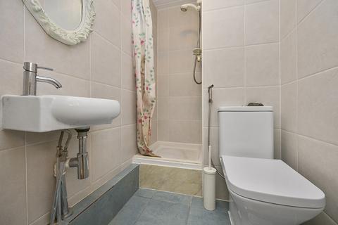 13a Annfield, Edinburgh, EH6 4JF