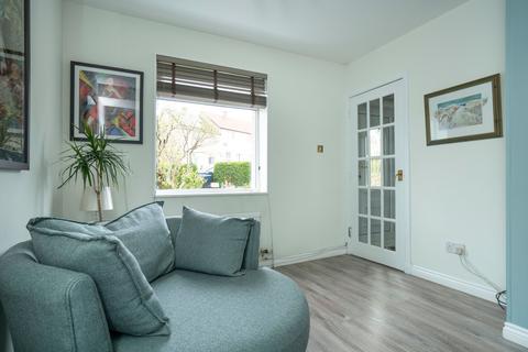 8 Pinewood Road, Mayfield, Dalkeith, EH22 5HZ