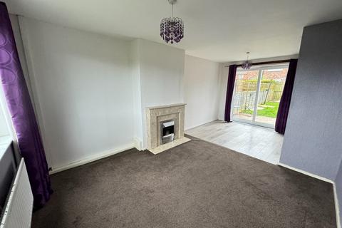 2 bedroom semi-detached house to rent, Bamburgh Crescent, Shiremoor, Newcastle upon Tyne