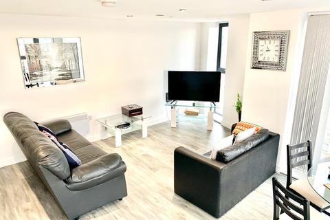 2 bedroom flat to rent, Sherwood Street, Manchester M14