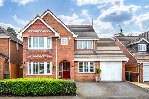 4 bedroom detached house for sale, Appletrees Crescent, Bromsgrove, Worcestershire, B61