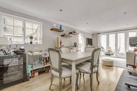 2 bedroom flat for sale, Munster Road, Fulham