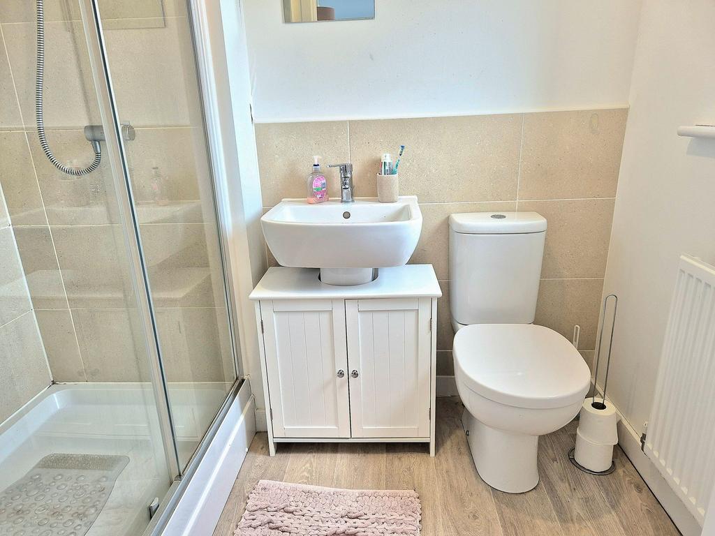 En-suite shower room