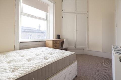 4 bedroom terraced house to rent, 72 Fitzwilliam Street, Huddersfield, HD1