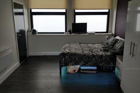 1 bedroom apartment to rent, Luxus Studios, Huddersfield, HD1