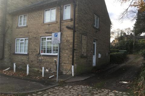 3 bedroom end of terrace house to rent, 27 Wentworth Street, Huddersfield, HD1
