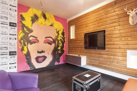 2 bedroom apartment to rent - 65 Newsome Road, Huddersfield, HD4
