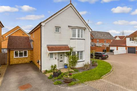 3 bedroom detached house for sale, Hedgers Way, Kingsnorth, Ashford, Kent