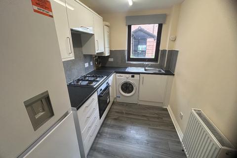3 bedroom flat to rent, Abbey Mill, Riverside, Stirling, FK8