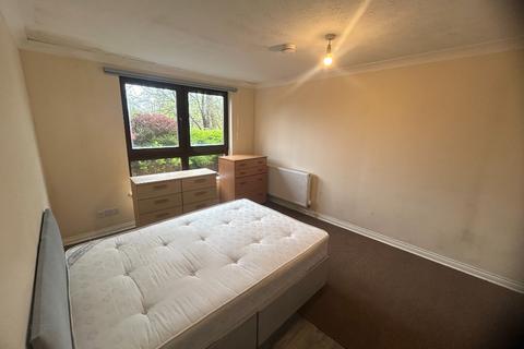 3 bedroom flat to rent, Abbey Mill, Riverside, Stirling, FK8