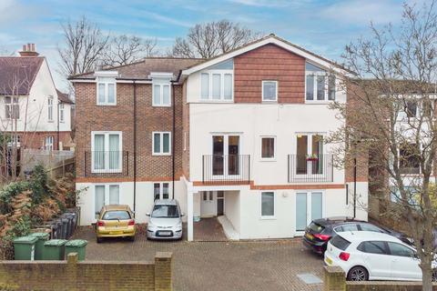 1, Kinloch House Bampton Road, London, SE23 2BG