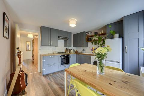 1, Kinloch House Bampton Road, London, SE23 2BG