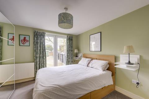 1, Kinloch House Bampton Road, London, SE23 2BG