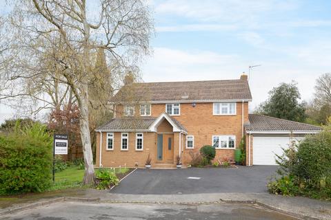 4 bedroom detached house for sale, The Bury, Pavenham, Bedfordshire, MK43