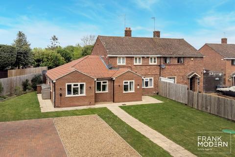 40 Broadwheel Road, Helpston, Peterborough, PE6 7EE