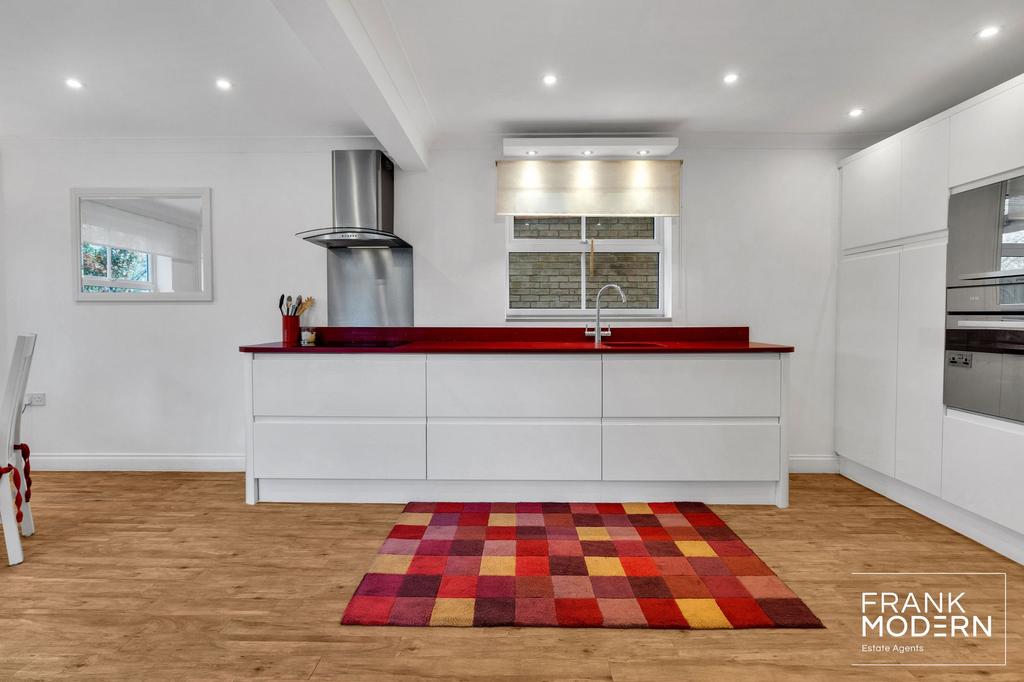 Kitchen / Diner