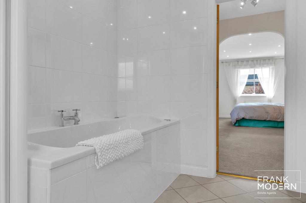 Bedroom One En-Suite