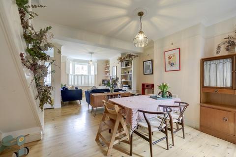 3 bedroom terraced house for sale, Leahurst Road, Hither Green, London, SE13