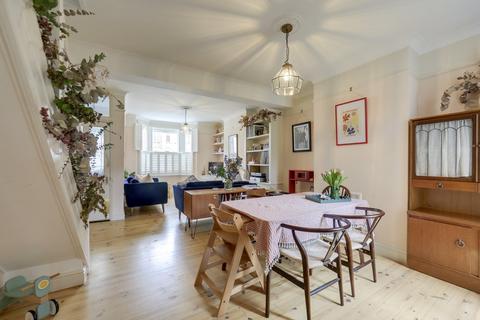 3 bedroom terraced house for sale, Leahurst Road, Hither Green, London, SE13